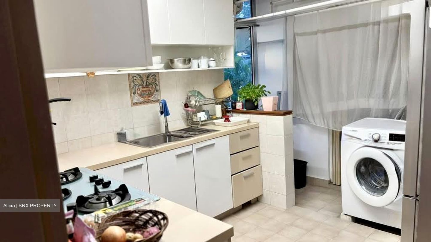 Sunrise Gardens (D28), Condominium #585915901